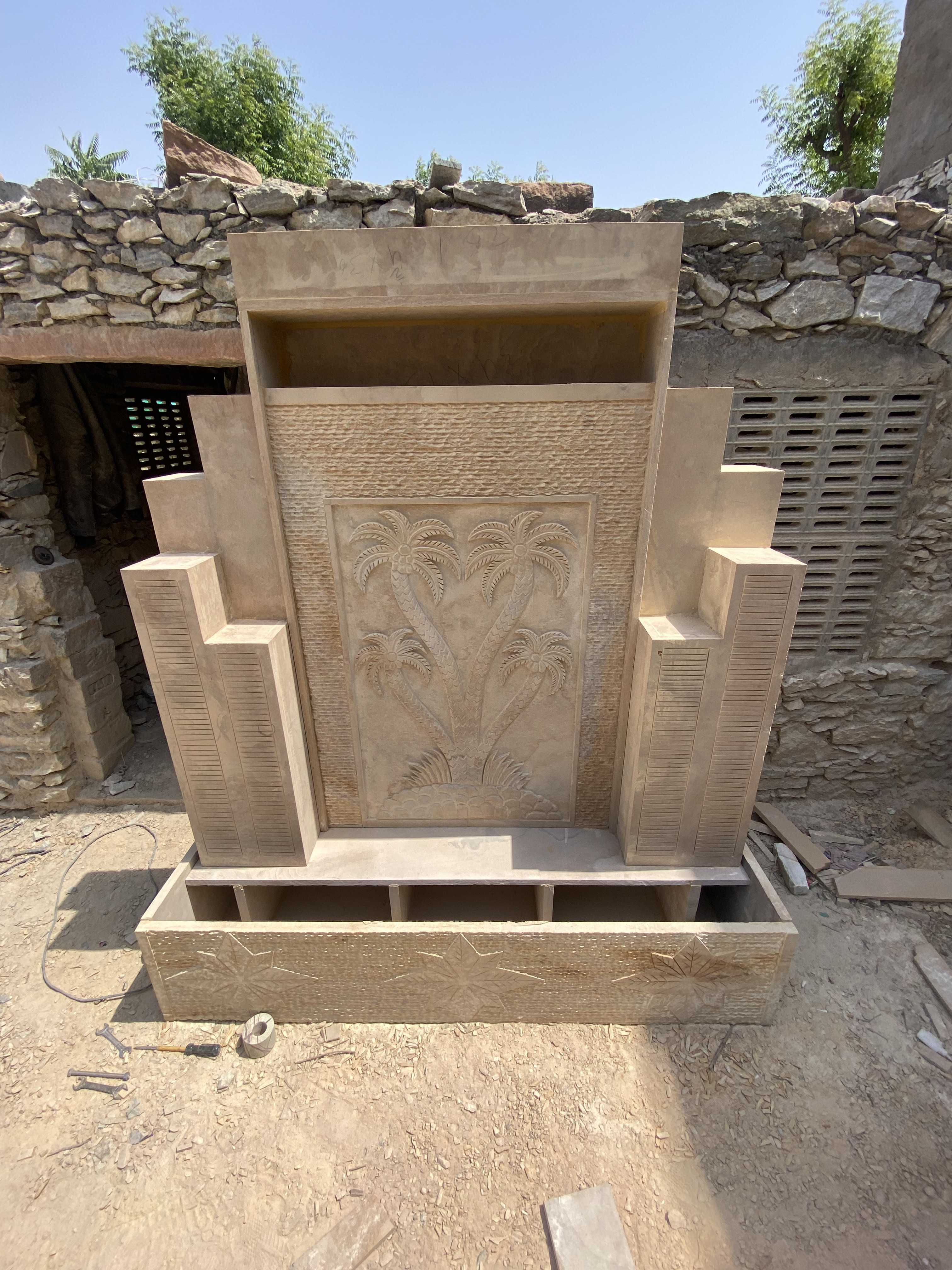 Wall Fountain 9